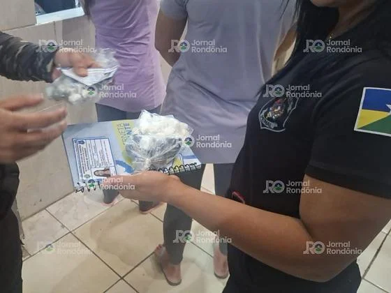 Grávida de sete meses é presa tentando entrar com drogas nas partes íntimas em presídio de Rondônia