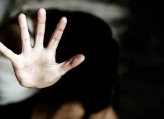 Pai é condenado por estuprar a filha de 13 anos