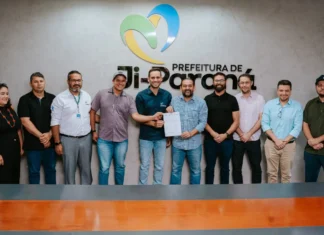 Prefeito Affonso Cândido assina OS para cirurgias eletivas