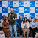 Prefeitura de Ji-Paraná realiza entrega simbólica de cheques do FUMCRIANÇA e garante mais de R$ 6 milhões para projetos sociais