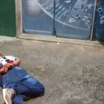 Suspeito de roubo é espancado após tentar assaltar mulher em parada de ônibus