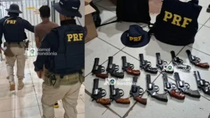 PRF prende passageiro de ônibus com 14 revólveres na BR-364 em Rondônia