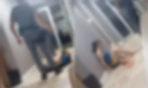 Policial militar é flagrado agredindo mulher durante ocorrência