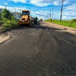 Equipe de tapa-buracos da Prefeitura de Ji-Paraná atende bairros do primeiro distrito