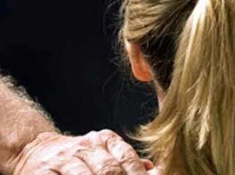 Motorista de ônibus escolar é preso por estuprar aluna de 10 anos na volta da escola