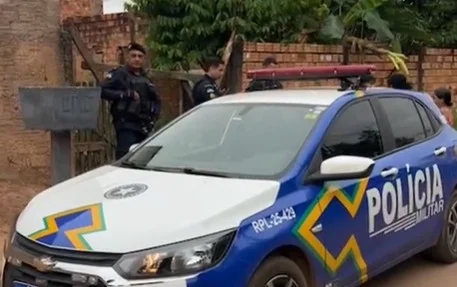 URGENTE: Homem é espancado até a morte em casa abandonada