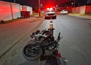 Jovem sofre grave acidente de moto em Ji-Paraná e fica intubada no Hospital Municipal