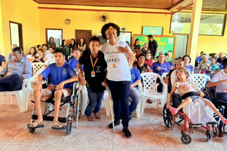 Deputada Sílvia Cristina entregou R$ 400 mil para entidades de assistência social em Ariquemes