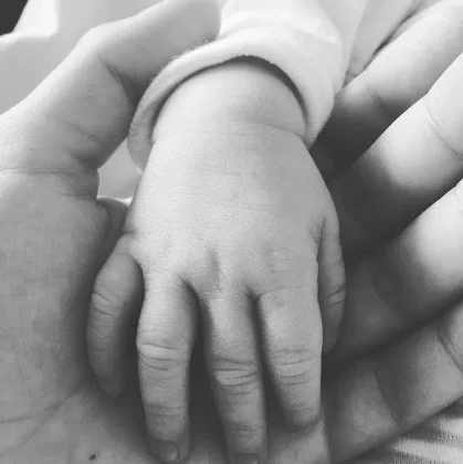 Bebê de 3 meses morre após dar entrada em hospital e polícia investiga estupro