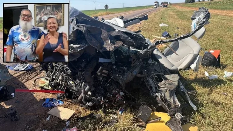 Casal de Rondônia morre após carro ser prensado entre carretas na BR-364