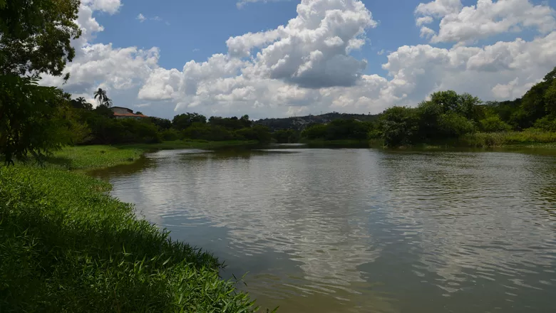 Tragédia: bebê de 1 ano e 7 meses morre afogada após cair em represa de propriedade rural em Rondônia