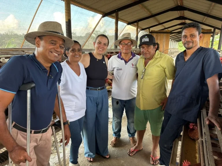 Cláudia de Jesus visita Granja Oliveira a convite do vereador Licomédio e fortalece compromisso com a agricultura familiar em Ji-Paraná