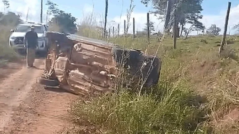 Idoso morre após passar mal ao volante e sofrer acidente