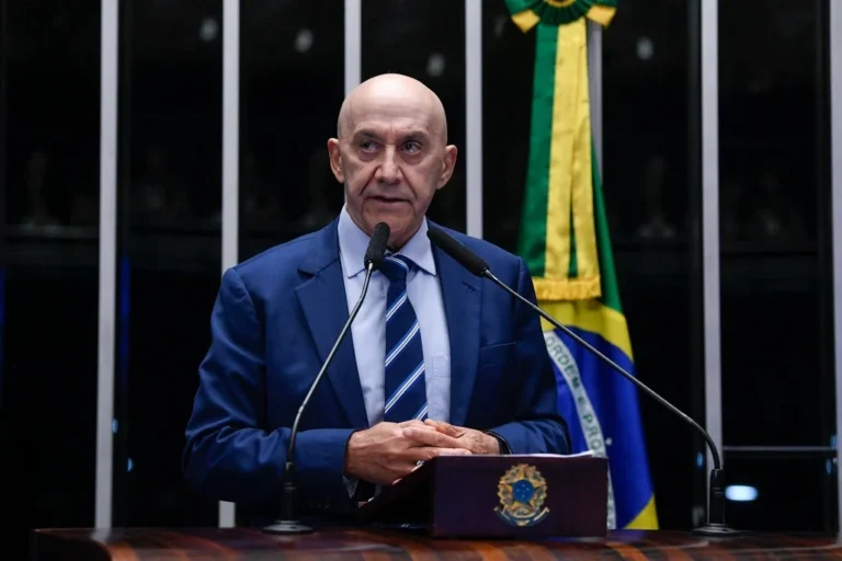 PEC 14 – Para o senador Confúcio Moura, direito à aposentadoria mais cedo conforta famílias de agentes de saúde e combate a endemias