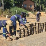 Prefeitura de Ji-Paraná recupera pavimento com blocos no bairro Novo Horizonte