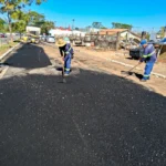 Prefeitura intensifica operação tapa-buracos e recupera ruas no primeiro distrito de Ji-Paraná