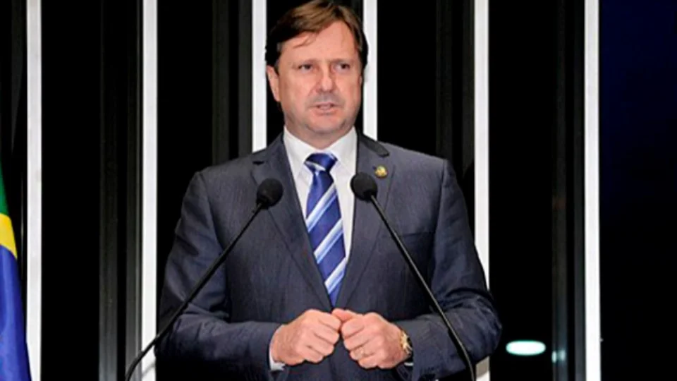 Decisão do STF Inocenta Acir Gurgacz e Restabelece Seus Direitos Políticos