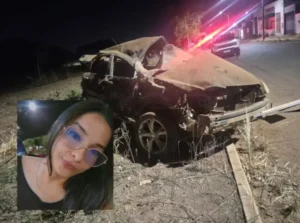 Mulher de 26 anos morre em capotamento; arremessada pelo para-brisa, ficou sob carro do marido