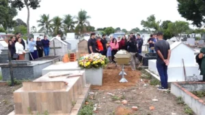 Kathlyn Becker é sepultada em Ji-Paraná após mobilização da família e amigos