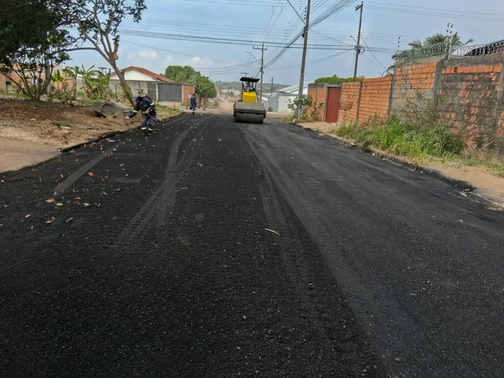 Ação busca reduzir os danos provocados pelas chuvas e melhorar a mobilidade urbana nos principais corredores de acesso aos bairros