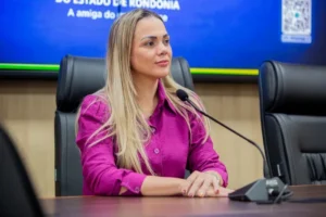 Cláudia de Jesus é reeleita deputada estadual e agradece confiança de 24.383 rondonienses