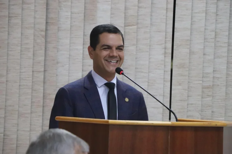 Deputado Cássio Gois participa da Sessão Ordinária da Câmara de Espigão do Oeste