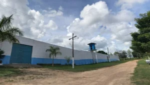 Lula ou Flávio Bolsonaro? Veja como foi a votação dentro da Casa de Detenção de Ji-Paraná